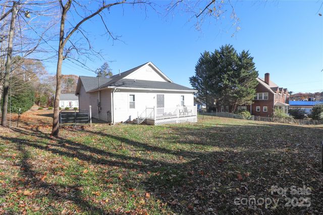 605 US 70 Highway W, Hildebran, NC 28637