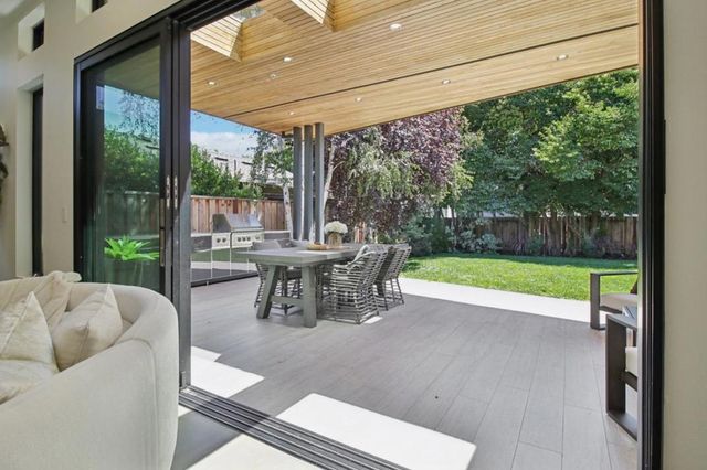 2280 Saint Francis Drive, Palo Alto, CA 94303