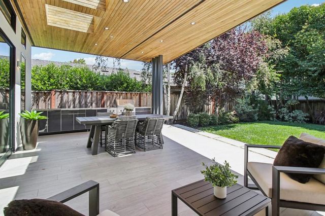 2280 Saint Francis Drive, Palo Alto, CA 94303