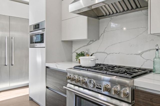 2280 Saint Francis Drive, Palo Alto, CA 94303