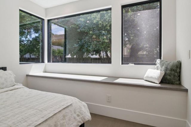 2280 Saint Francis Drive, Palo Alto, CA 94303