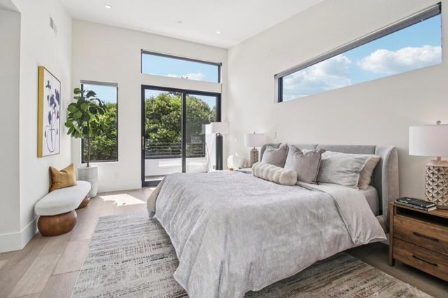 2280 Saint Francis Drive, Palo Alto, CA 94303
