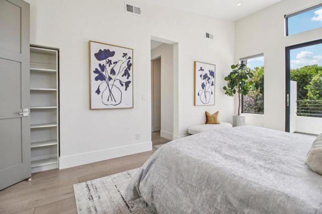 2280 Saint Francis Drive, Palo Alto, CA 94303