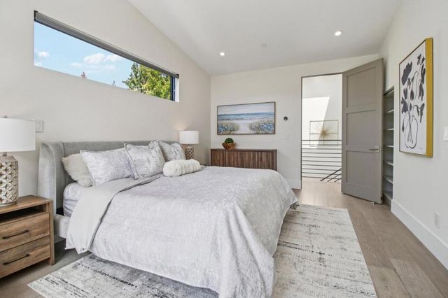 2280 Saint Francis Drive, Palo Alto, CA 94303