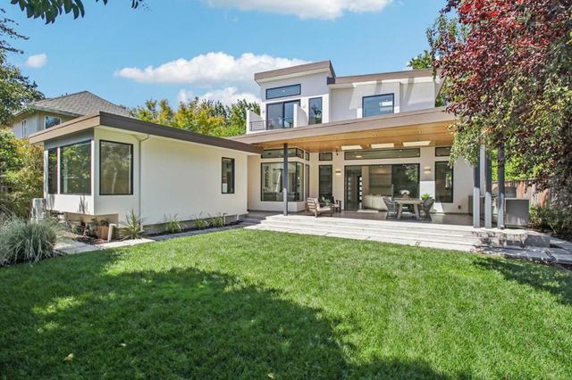 2280 Saint Francis Drive, Palo Alto, CA 94303