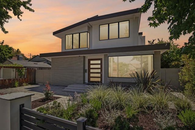 2280 Saint Francis Drive, Palo Alto, CA 94303