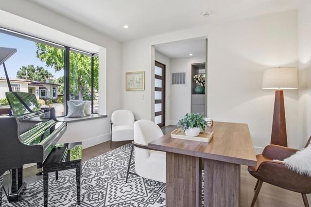 2280 Saint Francis Drive, Palo Alto, CA 94303
