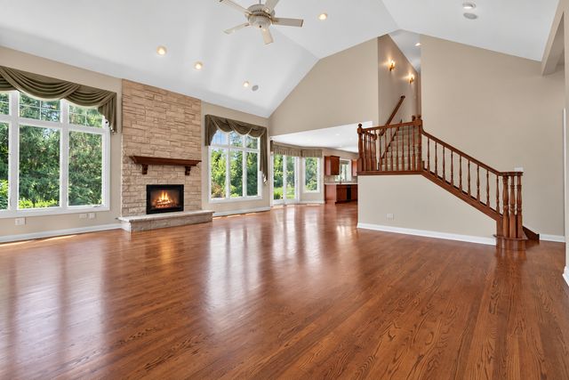 10897 Pioneer Trail, Frankfort, IL 60423