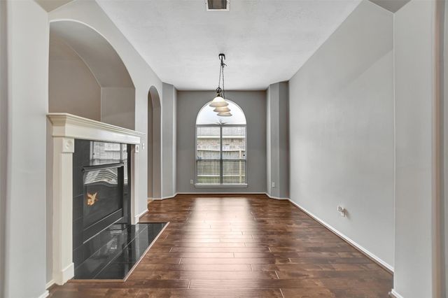 11915 Lois Lane Drive, Pinehurst, TX 77362