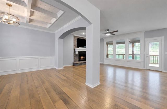 20476 W 107 Place, Olathe, KS 66061