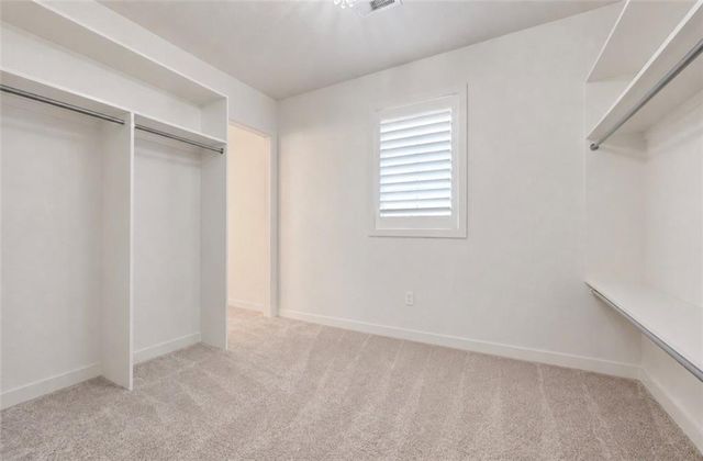 20476 W 107 Place, Olathe, KS 66061