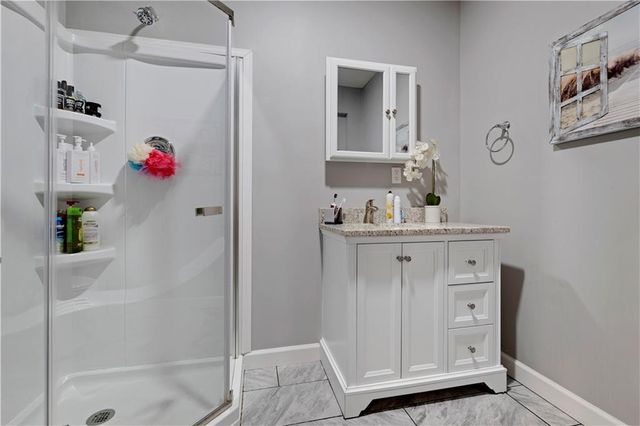 20476 W 107 Place, Olathe, KS 66061