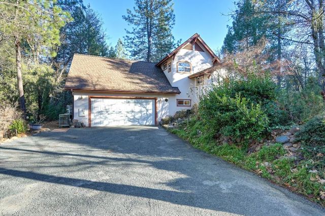 26070-26080 Green Acres Rd, Colfax, CA 95713