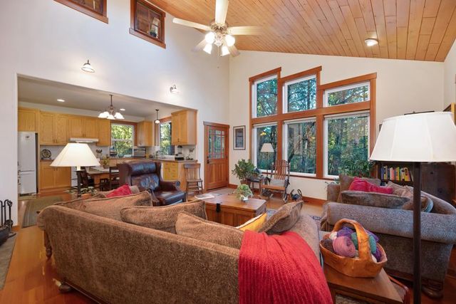 26070-26080 Green Acres Rd, Colfax, CA 95713