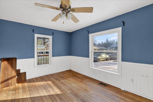 816 S Kalamazoo Avenue, Marshall, MI 49068