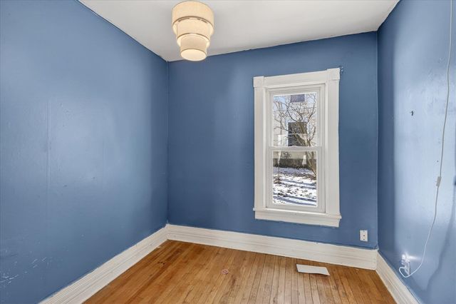 816 S Kalamazoo Avenue, Marshall, MI 49068