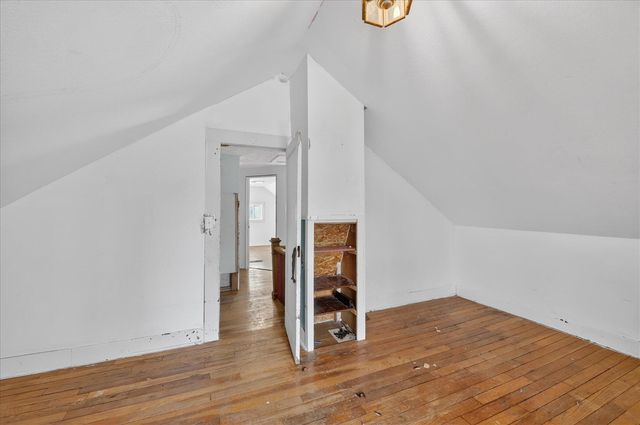 816 S Kalamazoo Avenue, Marshall, MI 49068