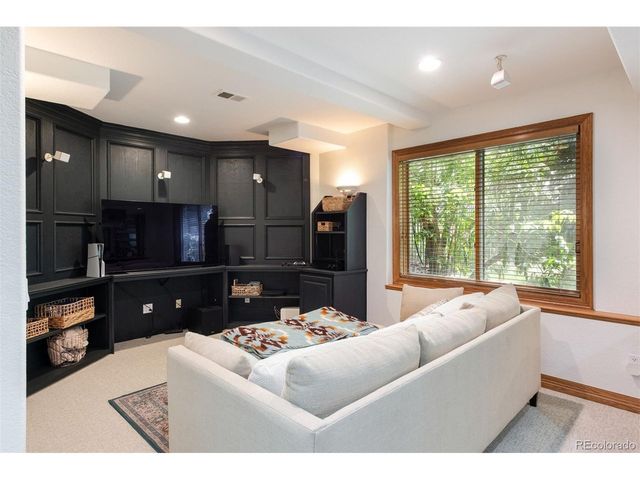 3935 Pierson St, Wheat Ridge, CO 80033