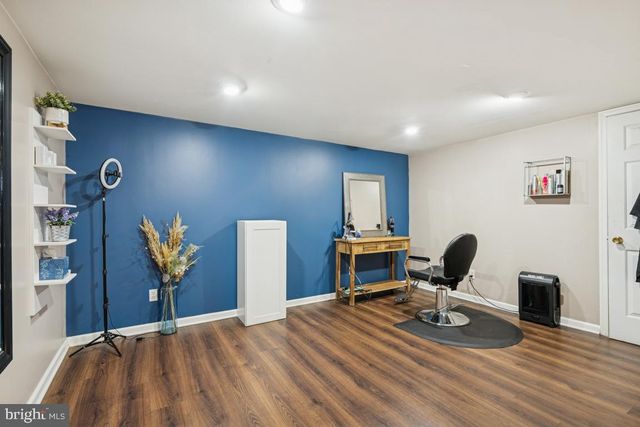 516 COACH RD, Blackwood, NJ 08012