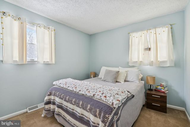 516 COACH RD, Blackwood, NJ 08012