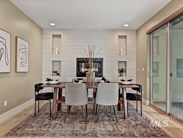 2955 S Shadywood Way, Boise, ID 83716