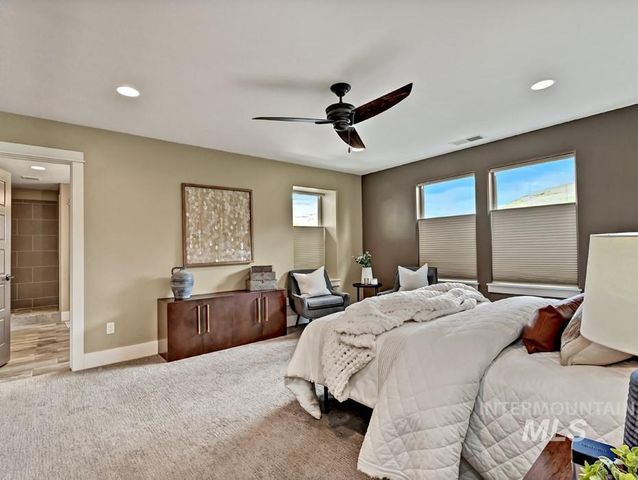 2955 S Shadywood Way, Boise, ID 83716