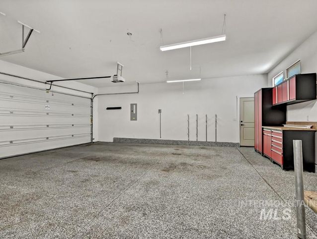 2955 S Shadywood Way, Boise, ID 83716