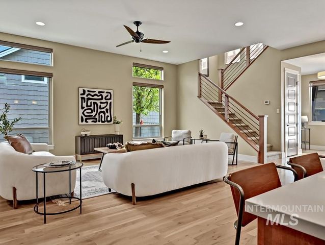 2955 S Shadywood Way, Boise, ID 83716