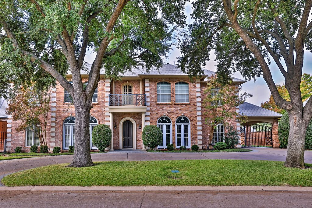 6208 Troon Road, Fort Worth, TX 76132
