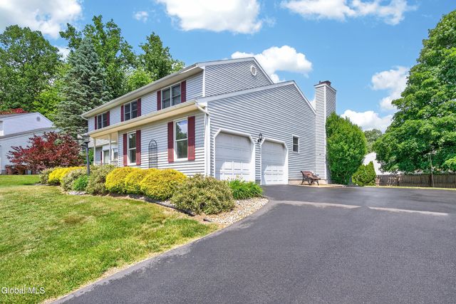 44 Mallard Road, Bethlehem, NY 12077