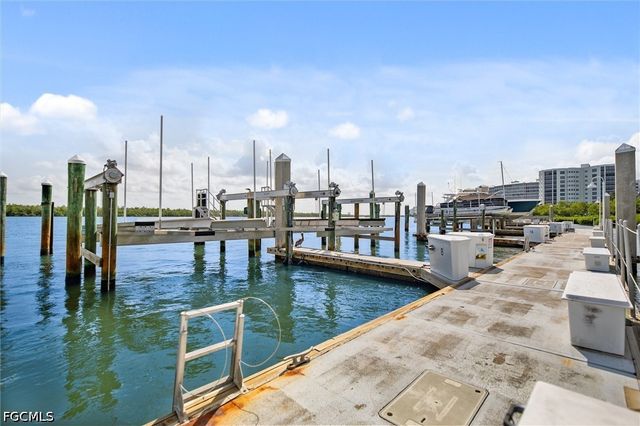 4199 Bay Beach LN, Fort Myers Beach, FL 33931