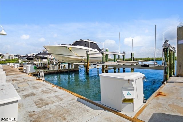 4199 Bay Beach LN, Fort Myers Beach, FL 33931