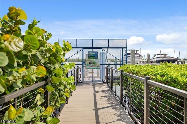 4199 Bay Beach LN, Fort Myers Beach, FL 33931