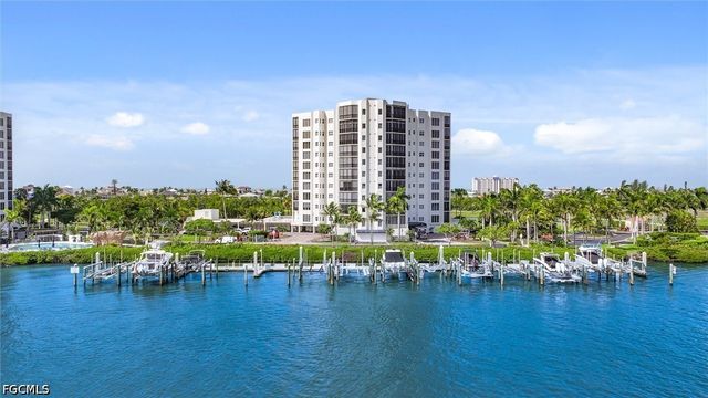 4199 Bay Beach LN, Fort Myers Beach, FL 33931