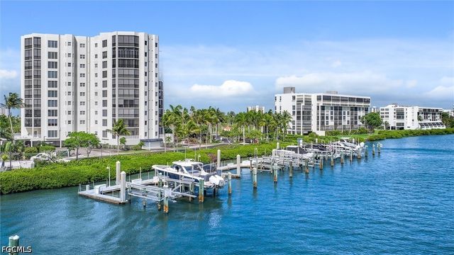 4199 Bay Beach LN, Fort Myers Beach, FL 33931