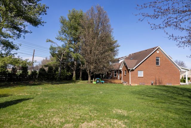 410 Brook Court, Frankfort, KY 40601