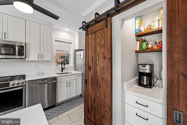 2924 MANNS AVE, Baltimore, MD 21234