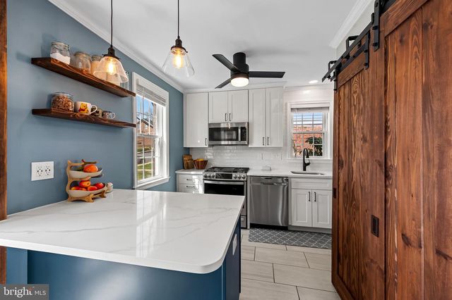 2924 MANNS AVE, Baltimore, MD 21234