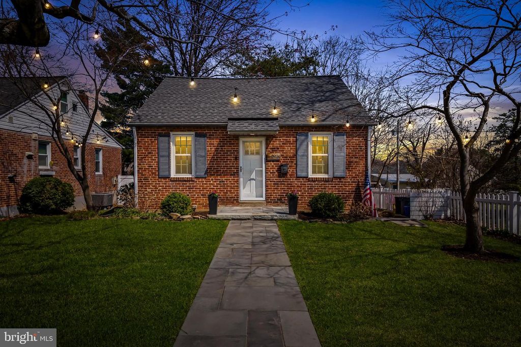 2924 MANNS AVE, Baltimore, MD 21234