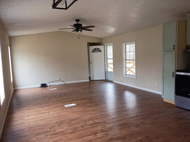 51 Thomas Road, Chatsworth, GA 30705