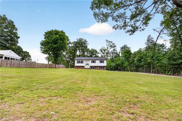 5701 Cannoy Street, Winston-salem, NC 27105
