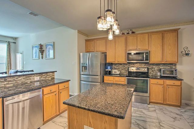 1950 Garrison Way, Garland, TX 75040
