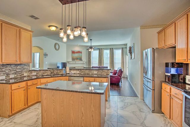 1950 Garrison Way, Garland, TX 75040