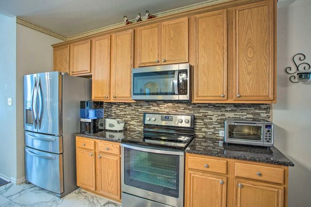 1950 Garrison Way, Garland, TX 75040