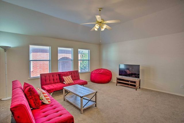 1950 Garrison Way, Garland, TX 75040
