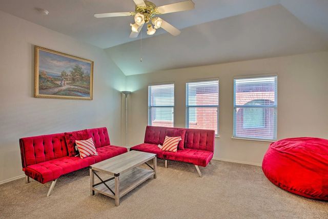 1950 Garrison Way, Garland, TX 75040