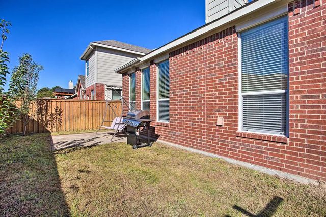 1950 Garrison Way, Garland, TX 75040