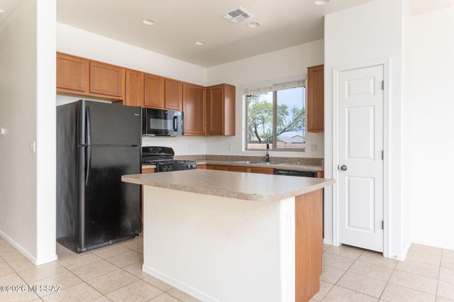 13004 N Lea Maw Drive, Marana, AZ 85653