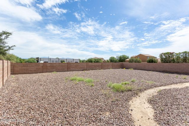 13004 N Lea Maw Drive, Marana, AZ 85653