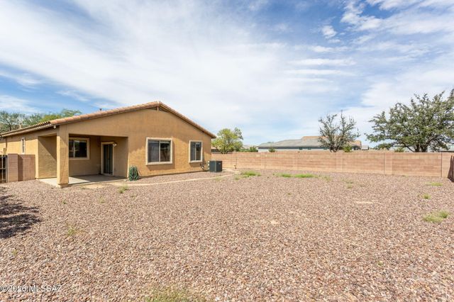 13004 N Lea Maw Drive, Marana, AZ 85653